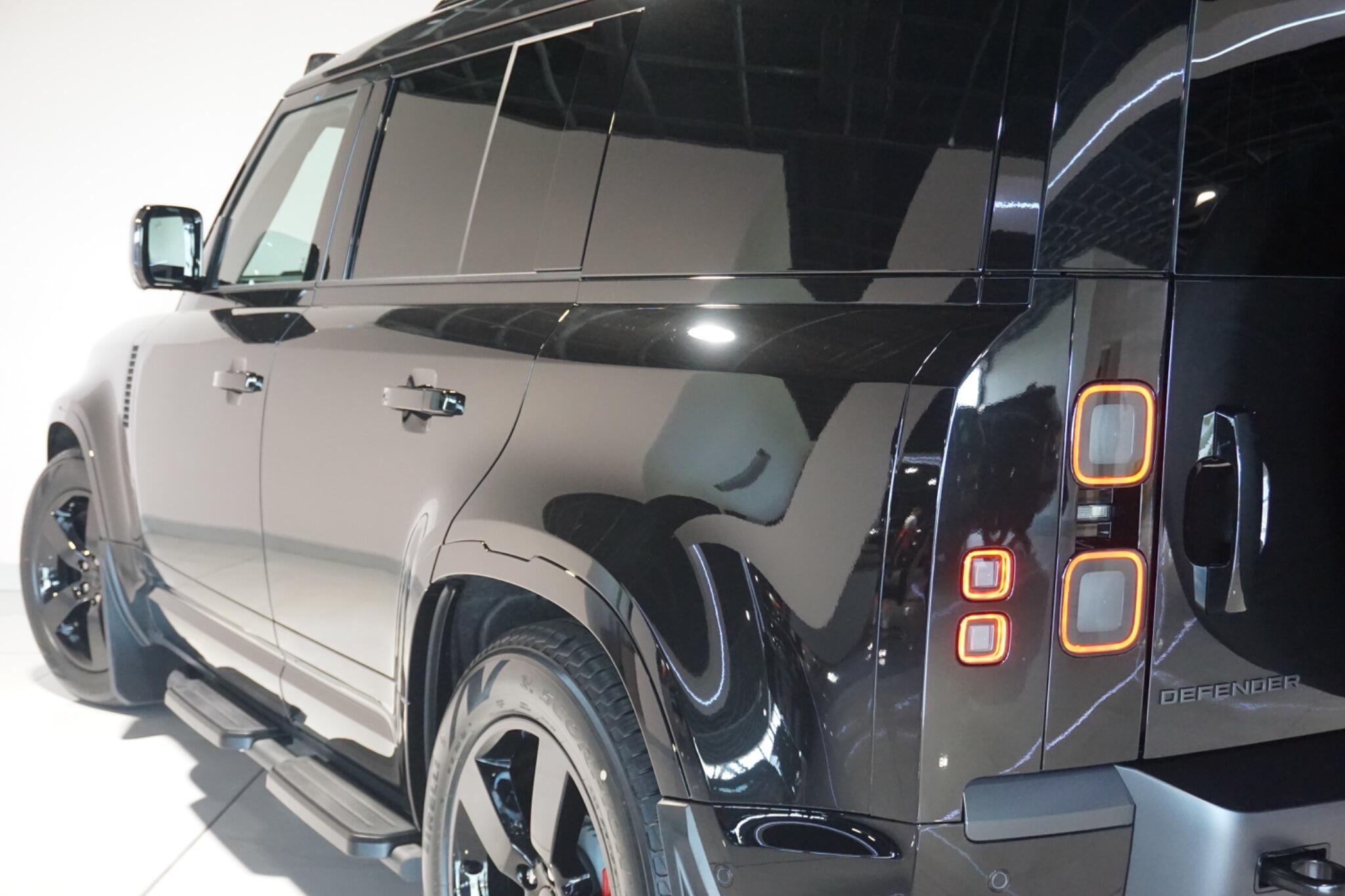Land Rover Defender 110 3.0 D350 MHEV X-Dynamic HSE Hard Top SUV 5dr Diesel Auto 4WD MWB Euro 6 (s/s) (350 ps)